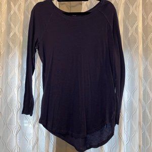 Lululemon Navy Long Sleeved Tee